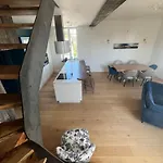 Appartement Superbe Duplex T4, Au Coeur De Batz, A Pied ! *