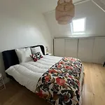 Superbe Duplex T4, Au Coeur De Batz, A Pied ! Appartement *