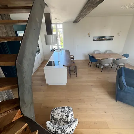 아파트 Superbe Duplex T4, Au Coeur De Batz, A Pied ! *