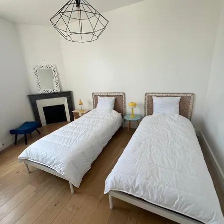 Apartament Superbe Duplex T4, Au Coeur De Batz, A Pied ! *