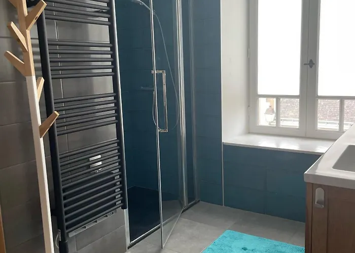 Superbe Duplex T4, Au Coeur De Batz, A Pied ! * Batz-sur-Mer