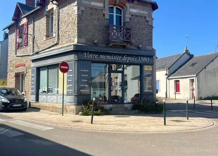 Superbe Duplex T4, Au Coeur De Batz, A Pied !